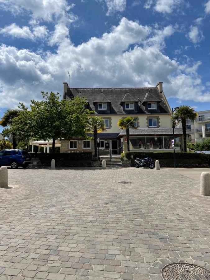 Hotel De La Cale Fouesnant Exteriör bild